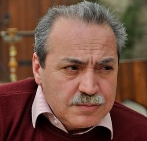 Söz verdi ki, bu dünyaya bir də gələcək Söz verdi ki, bu dünyaya bir də gələcək