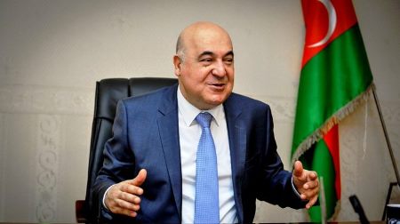 Rusiya Prezidenti Xalq yazıçımızı təltif etdi Rusiya Prezidenti Xalq yazıçımızı təltif etdi