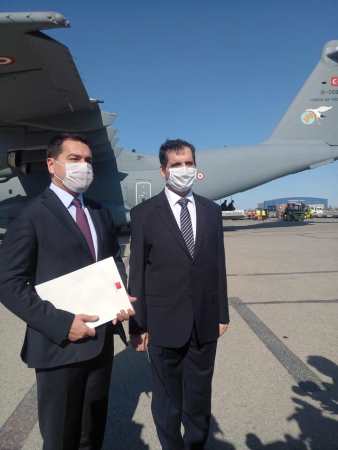 Türkiyədən Azərbaycana qardaşlıq nümunəsi: tibbi yardım göndərdi Türkiyədən Azərbaycana qardaşlıq nümunəsi: tibbi yardım göndərdi