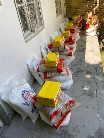 Şəkidə xeyriyyə tədbiri: Deputat 360 ailəyə ərzaq yardımı etdi Şəkidə xeyriyyə tədbiri: Deputat 360 ailəyə ərzaq yardımı etdi