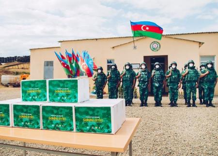 “Azərbaycan əsgəri, səninləyik” sosial aksiyası - Fotolar “Azərbaycan əsgəri, səninləyik” sosial aksiyası - Fotolar