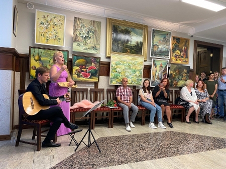 Estoniyada yaşayan azərbaycanlı rəssamın yubileyi qeyd edilib