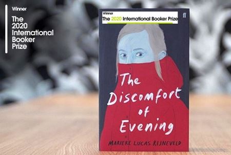 Gənc yazıçı "Buker" mükafatının qalibi oldu