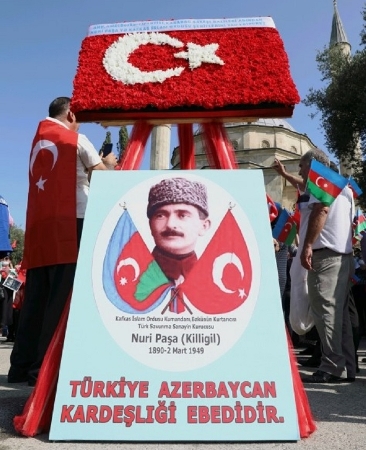 15 sentyabr: Qardaşlığın əbədilik rəmzi