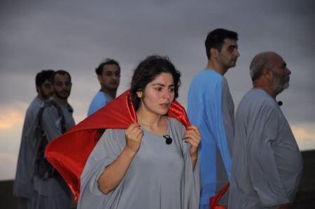 Açıq havada tamaşa premyerası oldu – İlk dəfə