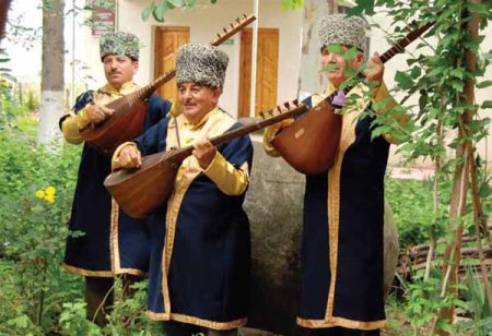 Aşıq havalarını öyrənmək istəyənlərin nəzərinə Aşıq havalarını öyrənmək istəyənlərin nəzərinə