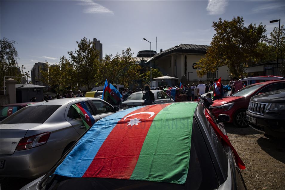 Ankaradan Azərbaycan ordusuna dəstək- Avtoyürüş keçirildi - VİDEO Ankaradan Azərbaycan ordusuna dəstək- Avtoyürüş keçirildi - VİDEO