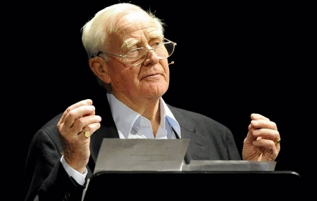 Məşhur detektiv yazıçı vəfat edib