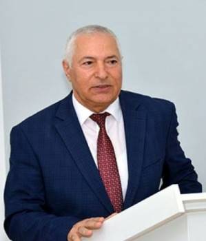 Almas İldırım: Vətəndə və sürgündə 