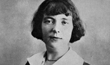 Bir fincan çay - Yeni tərcümə Bir fincan çay - Yeni tərcümə