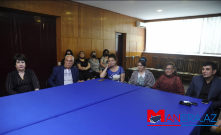 Bir qrup mədəniyyət xadiminə fəxri fərmanlar təqdim olunub