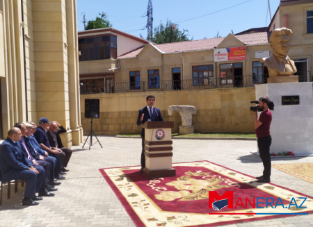 Gədəbəydə Səməd Vurğunun büstünün açılışı olub (FOTOLAR)