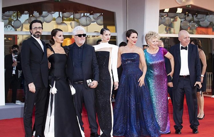 Venesiya Film Festivalının qalibləri açıqlanıb - Fotolar Venesiya Film Festivalının qalibləri açıqlanıb - Fotolar