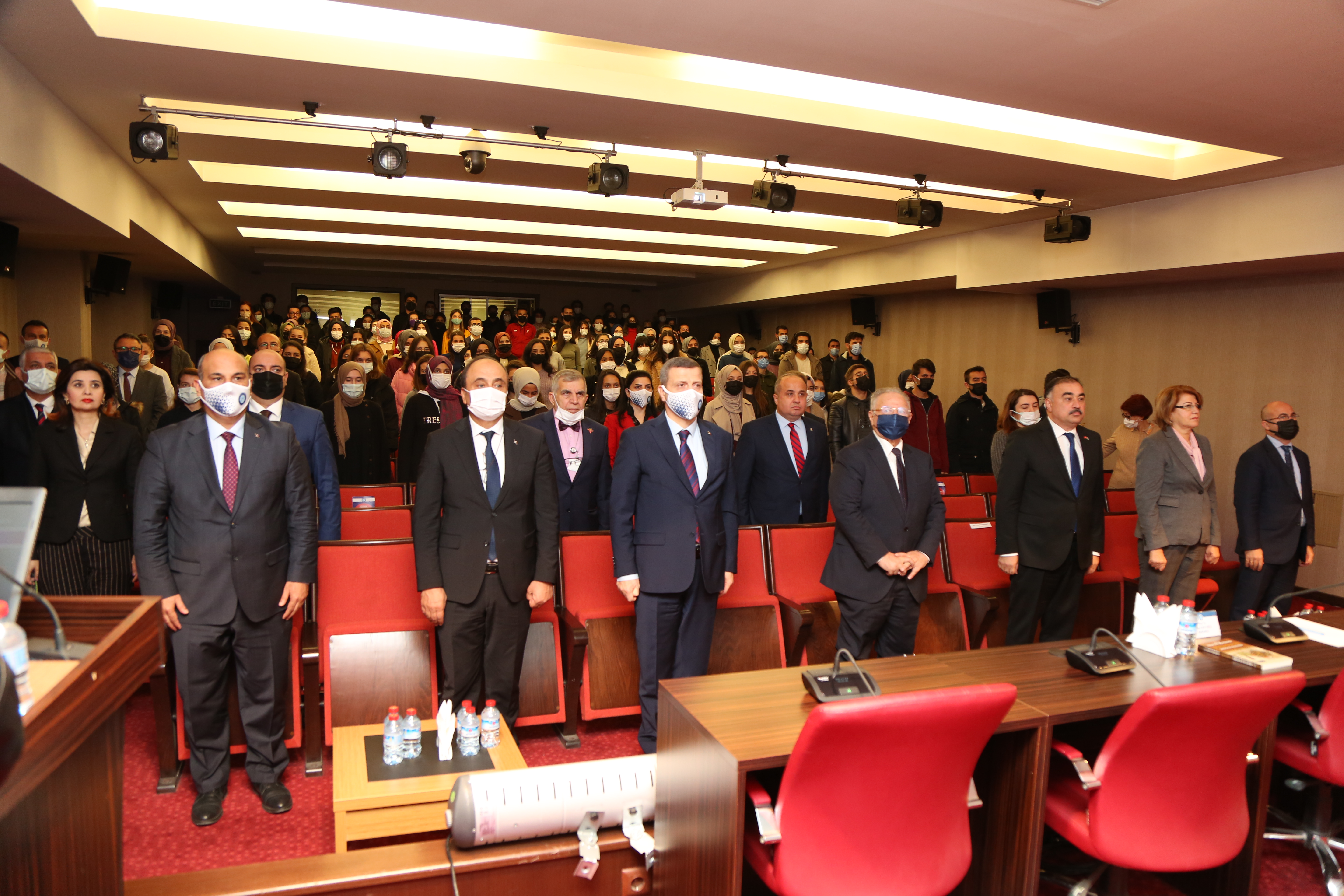 Türkiyənin Qazi Universitetində azərbaycanlı alimlə görüş keçirildi - FOTOLAR Türkiyənin Qazi Universitetində azərbaycanlı alimlə görüş keçirildi - FOTOLAR