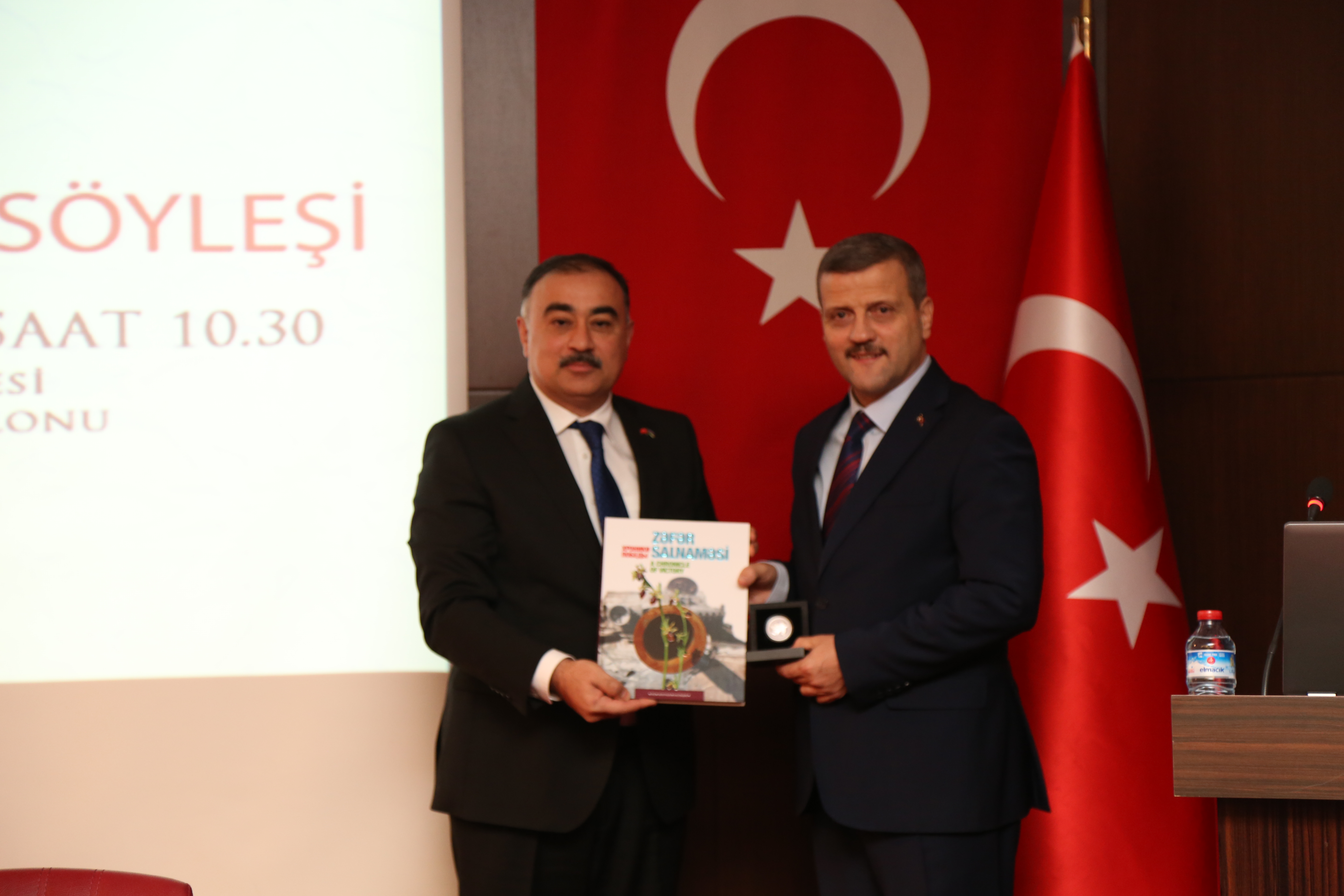 Türkiyənin Qazi Universitetində azərbaycanlı alimlə görüş keçirildi - FOTOLAR Türkiyənin Qazi Universitetində azərbaycanlı alimlə görüş keçirildi - FOTOLAR