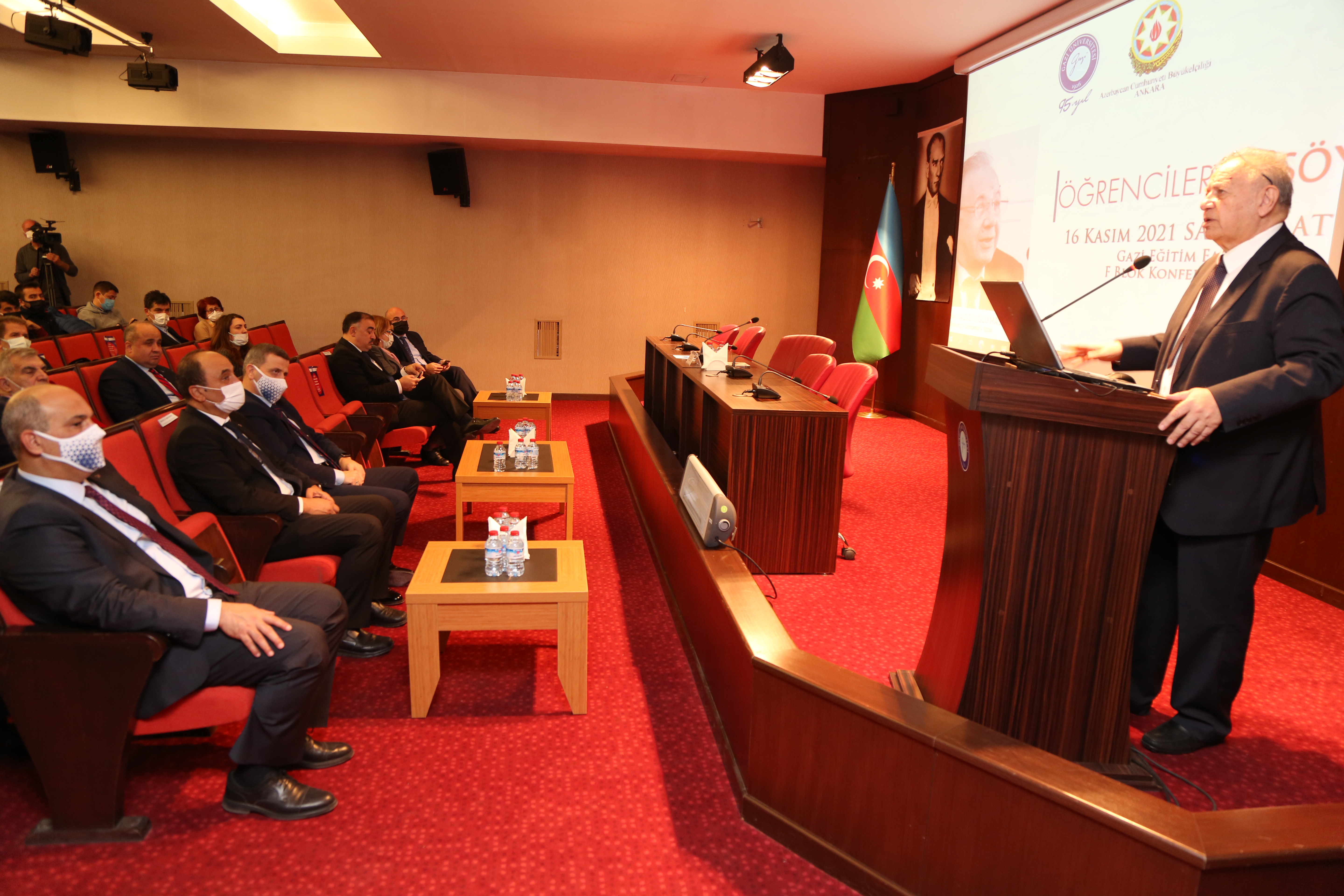 Türkiyənin Qazi Universitetində azərbaycanlı alimlə görüş keçirildi - FOTOLAR Türkiyənin Qazi Universitetində azərbaycanlı alimlə görüş keçirildi - FOTOLAR