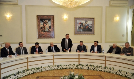 “Bütün yollar Şuşaya aparır” kitabı təqdim olundu - FOTOLAR