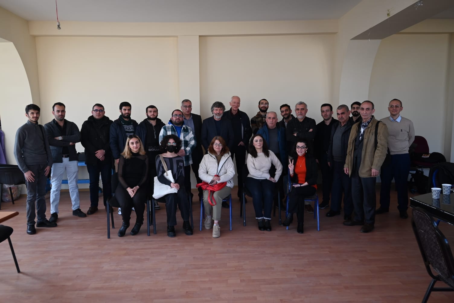 Gənc yazarlarla görüş keçirilib - FOTO Gənc yazarlarla görüş keçirilib - FOTO