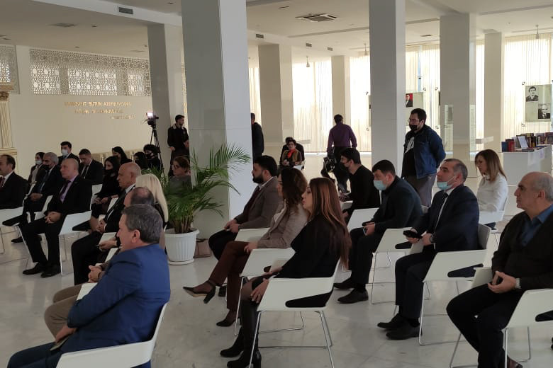 Sumqayıtın mədəni həyatı müzakirə edilib Sumqayıtın mədəni həyatı müzakirə edilib