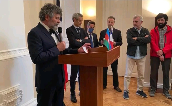 Şahbaz Xuduoğluna Fransanın ali ordeni təqdim edilib Şahbaz Xuduoğluna Fransanın ali ordeni təqdim edilib