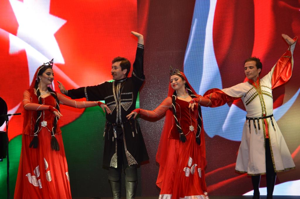 Ankarada Müstəqillik Günü qeyd olundu - Fotolar