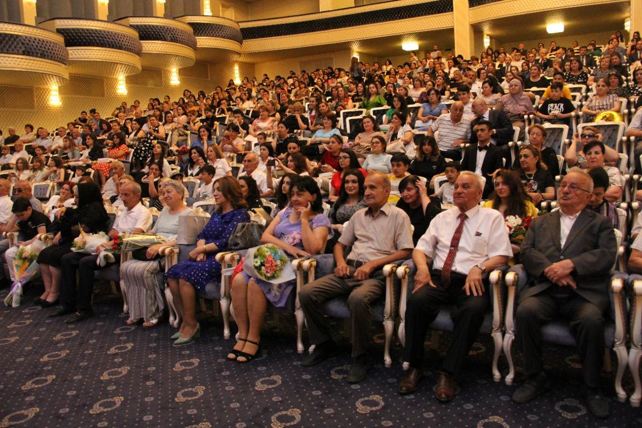 Gəncədə yazıçı Nüşabə Məmmədlinin yaradıcılıq gecəsi keçirilib - FOTO