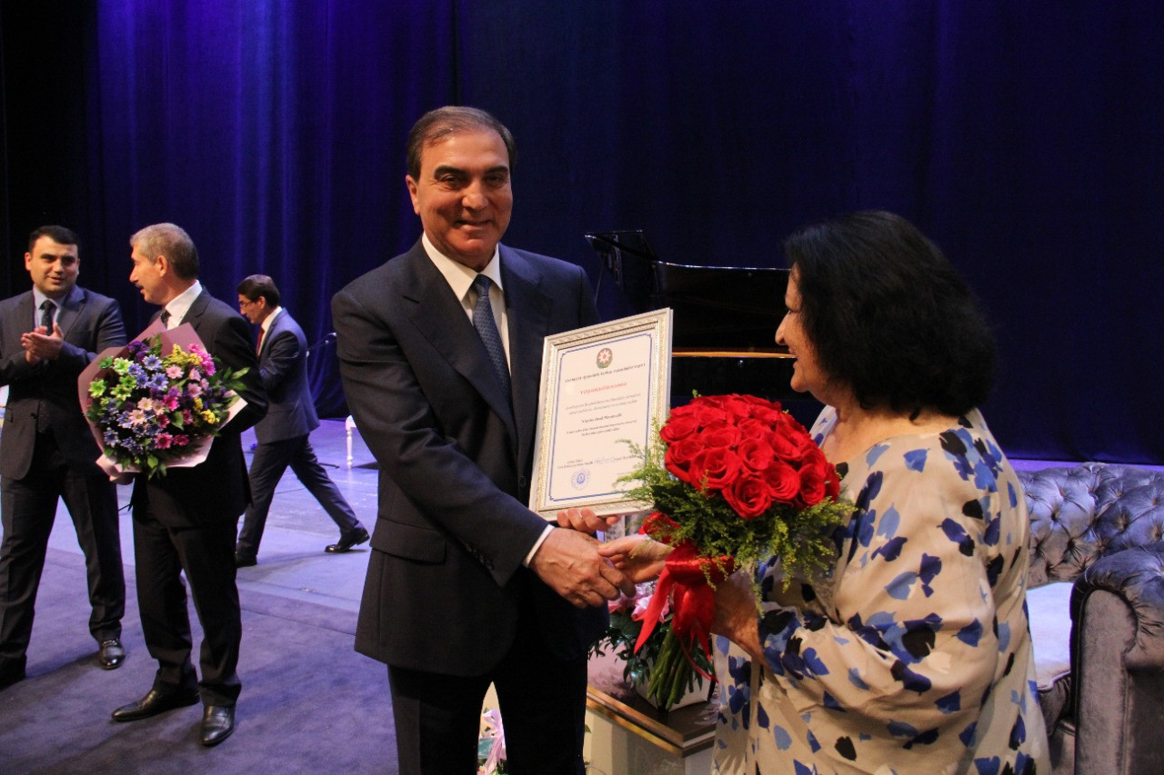 Gəncədə yazıçı Nüşabə Məmmədlinin yaradıcılıq gecəsi keçirilib - FOTO