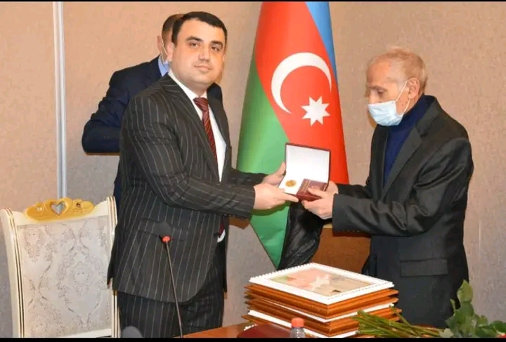 Nizami Gəncəvi yaradıcılığı ilə bütövləşən alim ömrü Nizami Gəncəvi yaradıcılığı ilə bütövləşən alim ömrü