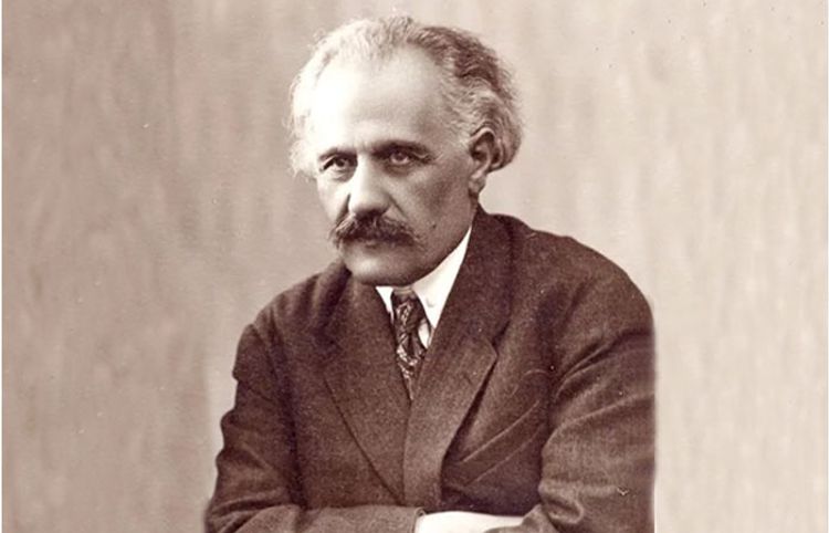 Haqverdiyevin nəvəsi: "Babamın yaradıcılığı bu alimlər tərəfindən geniş araşdırılıb" - MÜSAHİBƏ Haqverdiyevin nəvəsi: "Babamın yaradıcılığı bu alimlər tərəfindən geniş araşdırılıb" - MÜSAHİBƏ