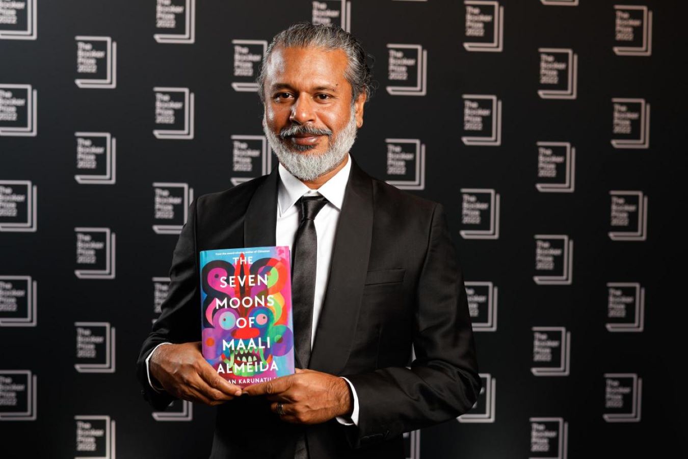 Şri-Lankalı yazıçı “Buker” mükafatının qalibi oldu