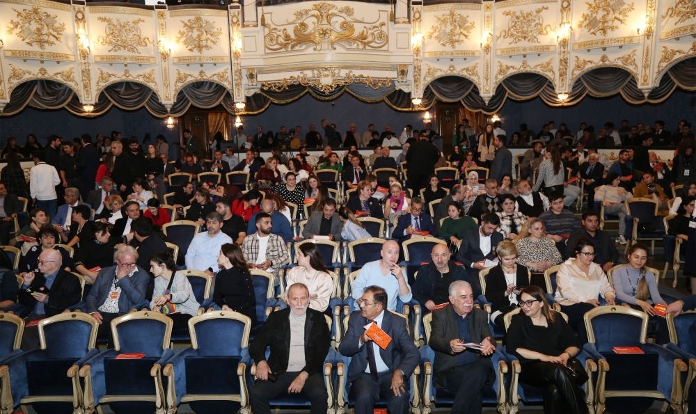 II “4.4 Qısa Tamaşalar Festivalı” start götürüb - FOTO II “4.4 Qısa Tamaşalar Festivalı” start götürüb - FOTO