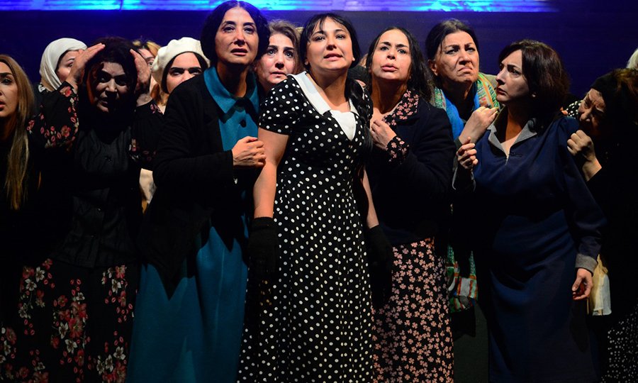 Gənc Tamaşaçılar Teatrında yeni premyera - Fotolar