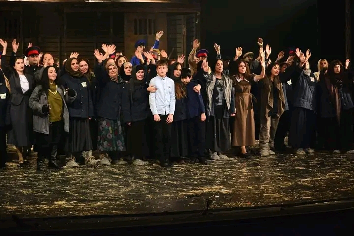 Gənc Tamaşaçılar Teatrında yeni premyera - Fotolar