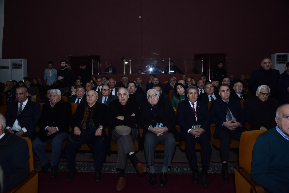 Hüseyn Cavidin 140 illiyinə həsr olunan tamaşanın premyerası keçirildi - FOTO