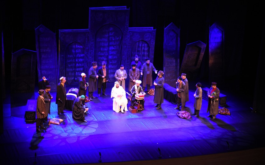 Heydər Əliyev Mərkəzində “Ölülər” pyesi nümayiş olundu - Fotolar Heydər Əliyev Mərkəzində “Ölülər” pyesi nümayiş olundu - Fotolar