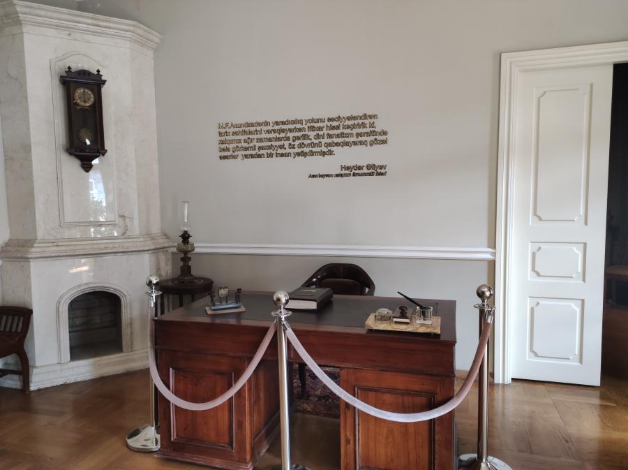 Mötəbər ziyarət - Axundzadənin Tiflisdəki ev-muzeyindən REPORTAJ