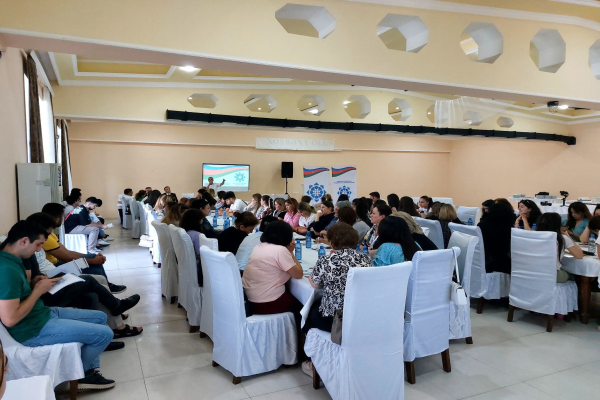 Qax və Zaqatalada Qəşəm Nəcəfzadə ilə görüş - Foto Qax və Zaqatalada Qəşəm Nəcəfzadə ilə görüş - Foto