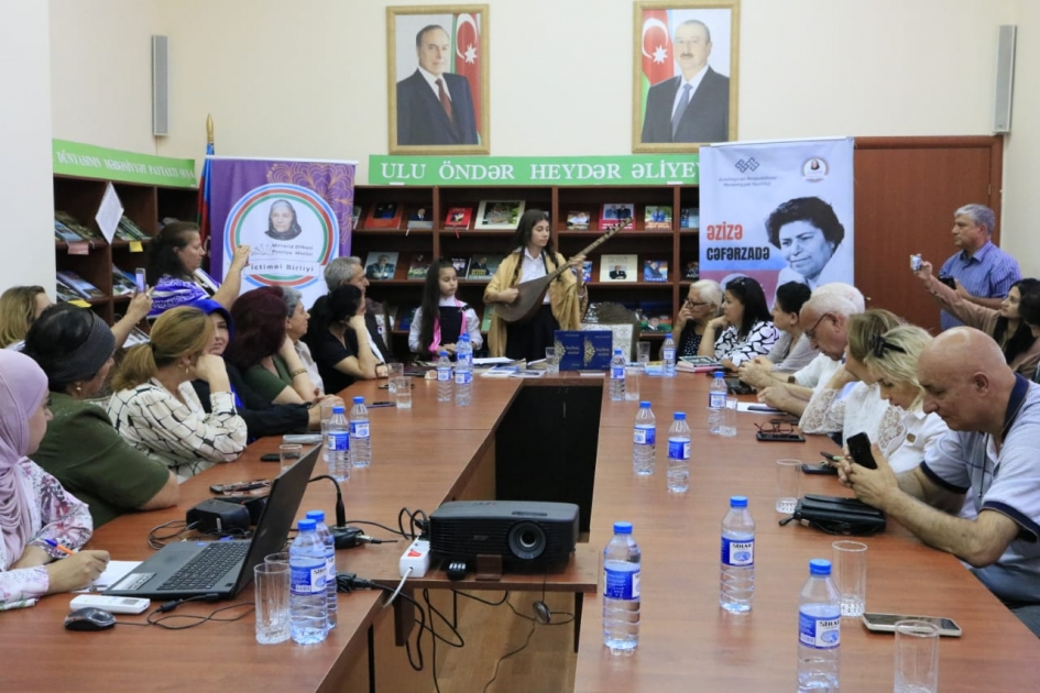 Xalq yazıçısı Əzizə Cəfərzadənin xatirəsi anılıb Xalq yazıçısı Əzizə Cəfərzadənin xatirəsi anılıb