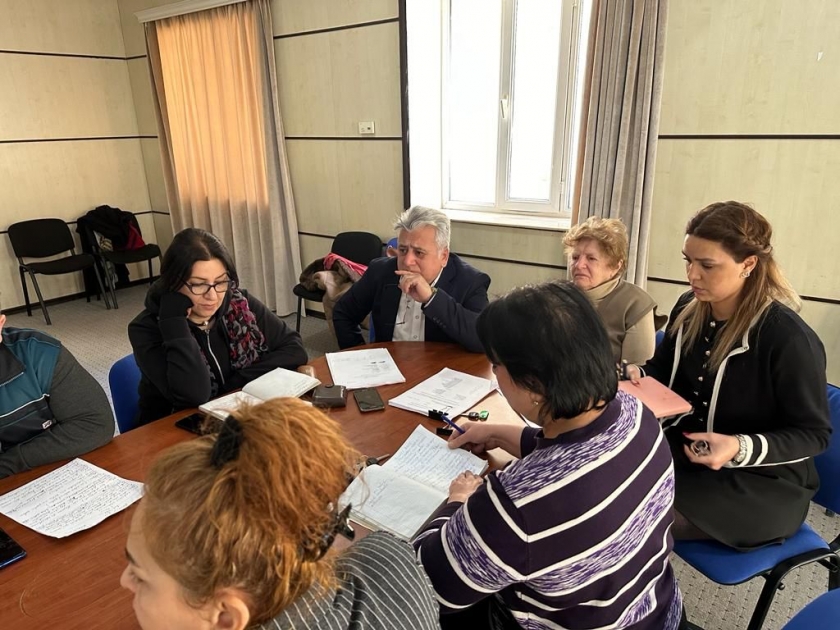 “Qaraca qız” tamaşasının oxunuş məşqlərinə başlanılıb “Qaraca qız” tamaşasının oxunuş məşqlərinə başlanılıb