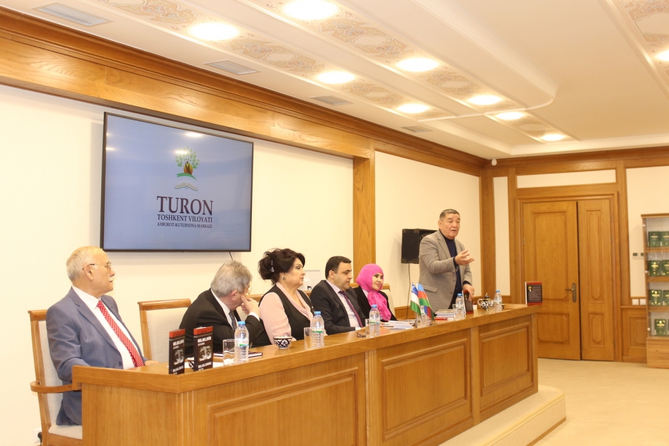 Xocalı soyqırımına həsr edilən poemanın təqdimatı keçirilib - Fotolar Xocalı soyqırımına həsr edilən poemanın təqdimatı keçirilib - Fotolar