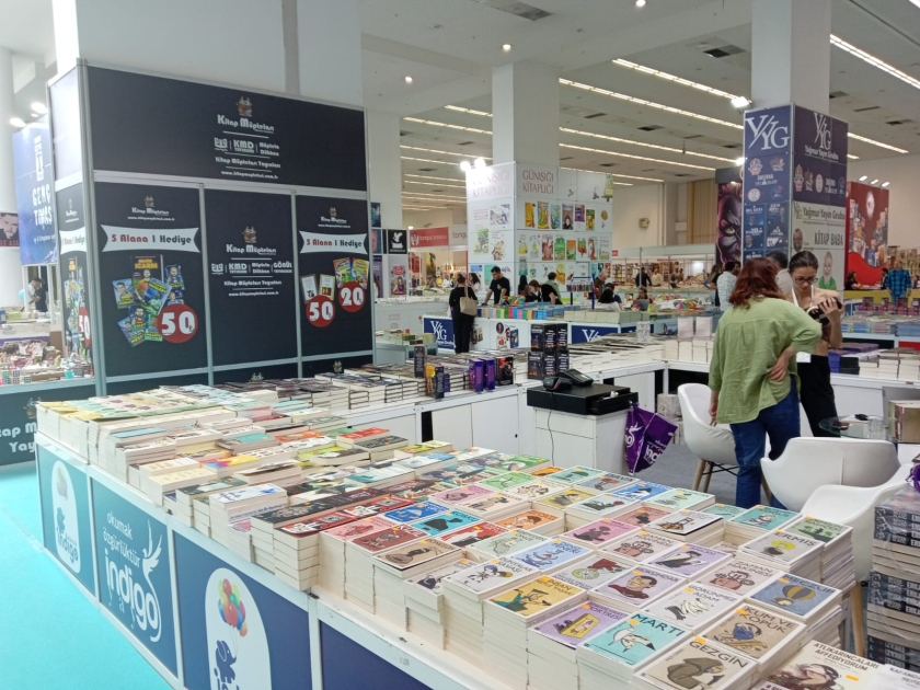 Türkiyədə 20-ci Ankara kitab sərgisi açılıb - Fotolar
