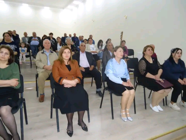 Əzəl-axır söz qalacaq dünyada... Əzəl-axır söz qalacaq dünyada...