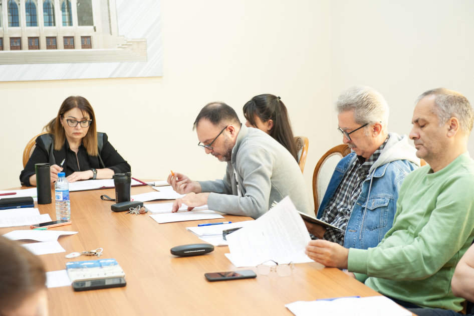 Milli Teatrda yeni səhnə əsərinin məşqlərinə başlanıldı - Fotolar