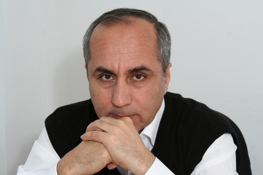 İnternet olmayanda oxuduqlarım - Esse İnternet olmayanda oxuduqlarım - Esse