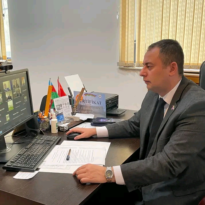 Zülfüqar Əhmədzadə: Böyük maarifpərvər şəxsiyyət - Cəmil Quliyev yazır