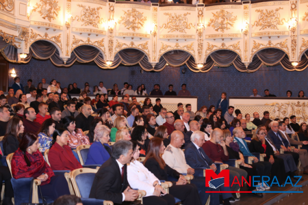 Mədəniyyət naziri Musiqili Teatrda olub - Fotolar