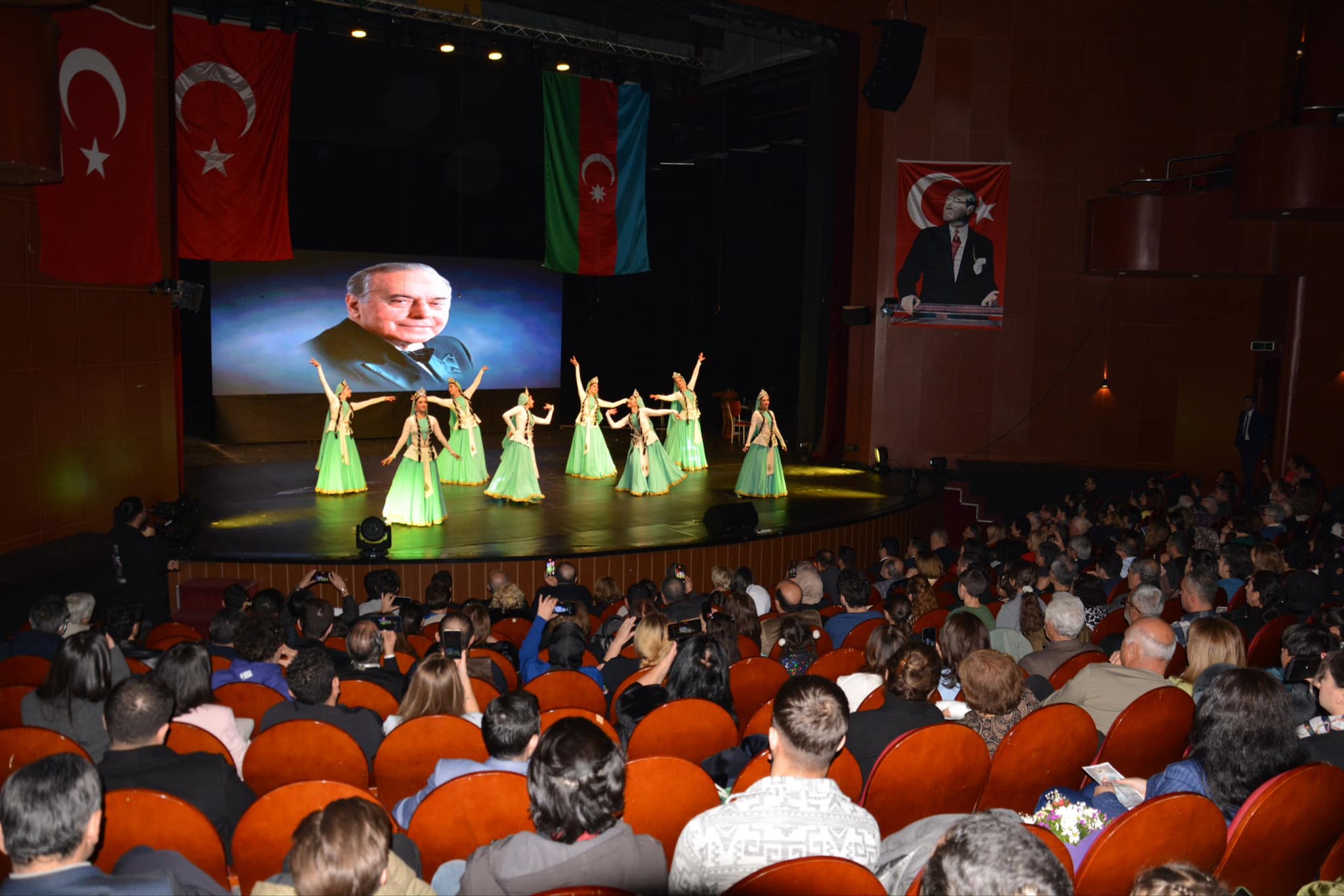 Ankarada “Azərbaycan gecəsi” adlı tədbir keçirilib - FOTOLAR Ankarada “Azərbaycan gecəsi” adlı tədbir keçirilib - FOTOLAR