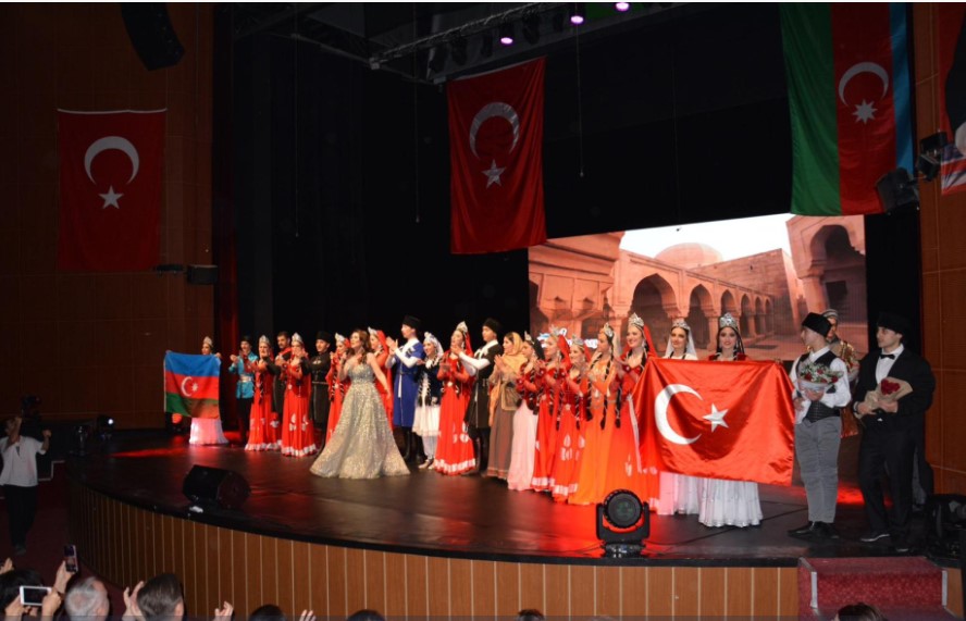 Ankarada “Azərbaycan gecəsi” adlı tədbir keçirilib - FOTOLAR Ankarada “Azərbaycan gecəsi” adlı tədbir keçirilib - FOTOLAR