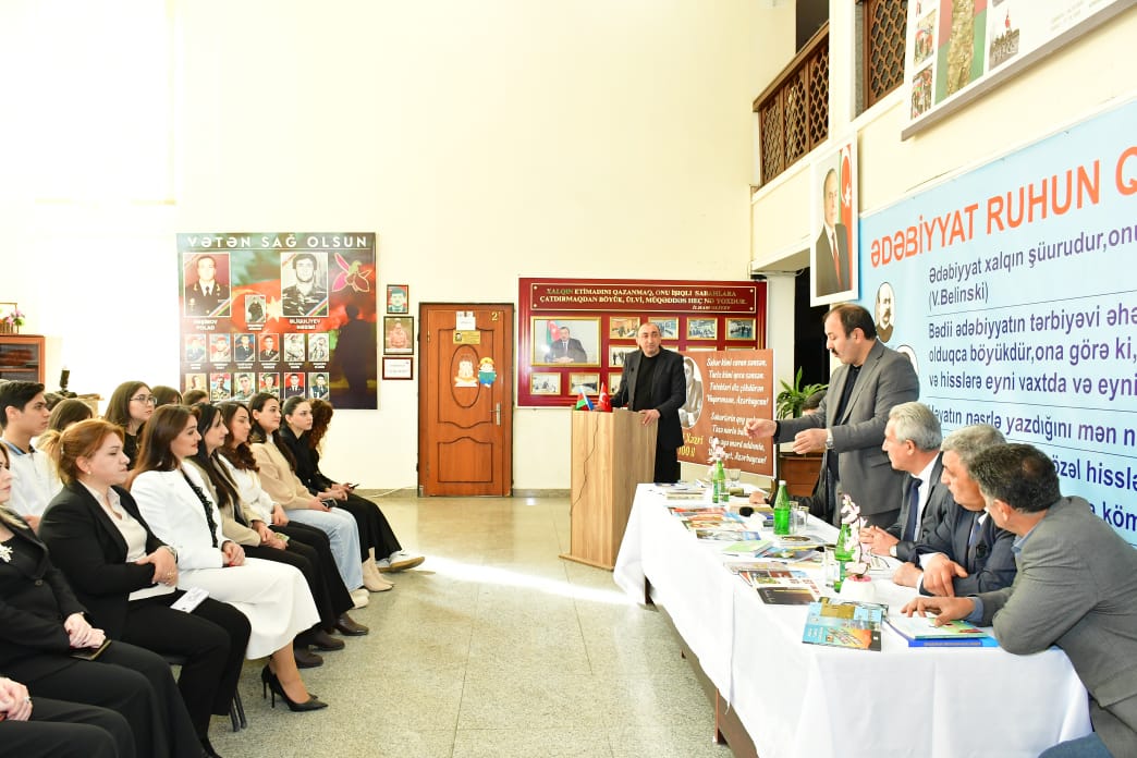 “Ədəbiyyat ruhun qidasıdır” adlı ədəbi-bədii görüş - FOTOLAR