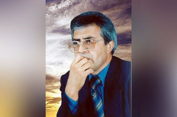 Həsrət xırmanında ömür sovrulur - Yeni şeirlər